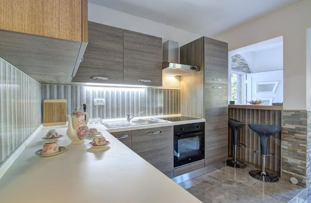 Apartments Velebit house