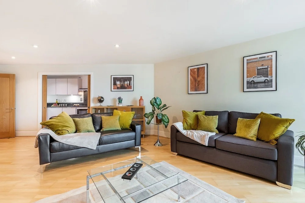Vauxhall Riverside Private Apartments
