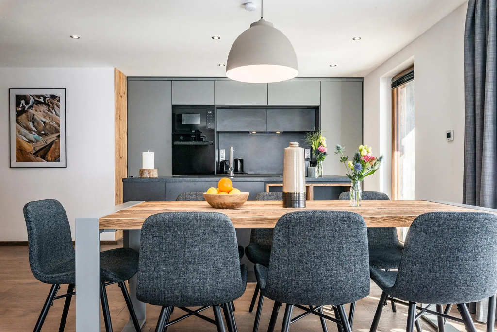 RAVANEL - Luxury apartment with fireplace & Mont Blanc views