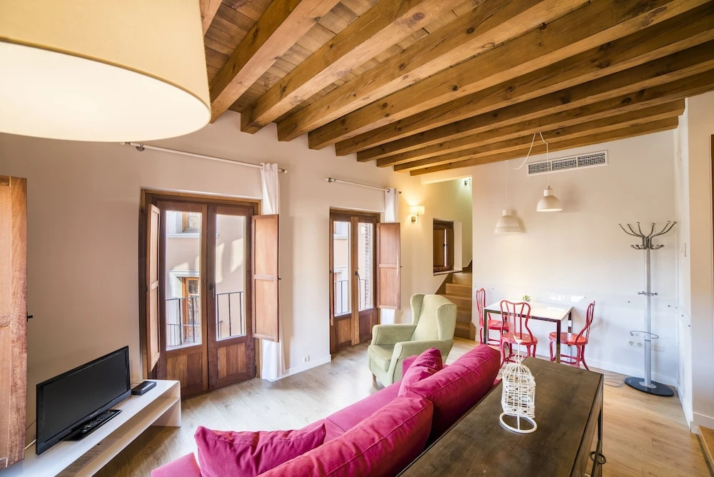Apartamentos Santa Fe by Toledo AP