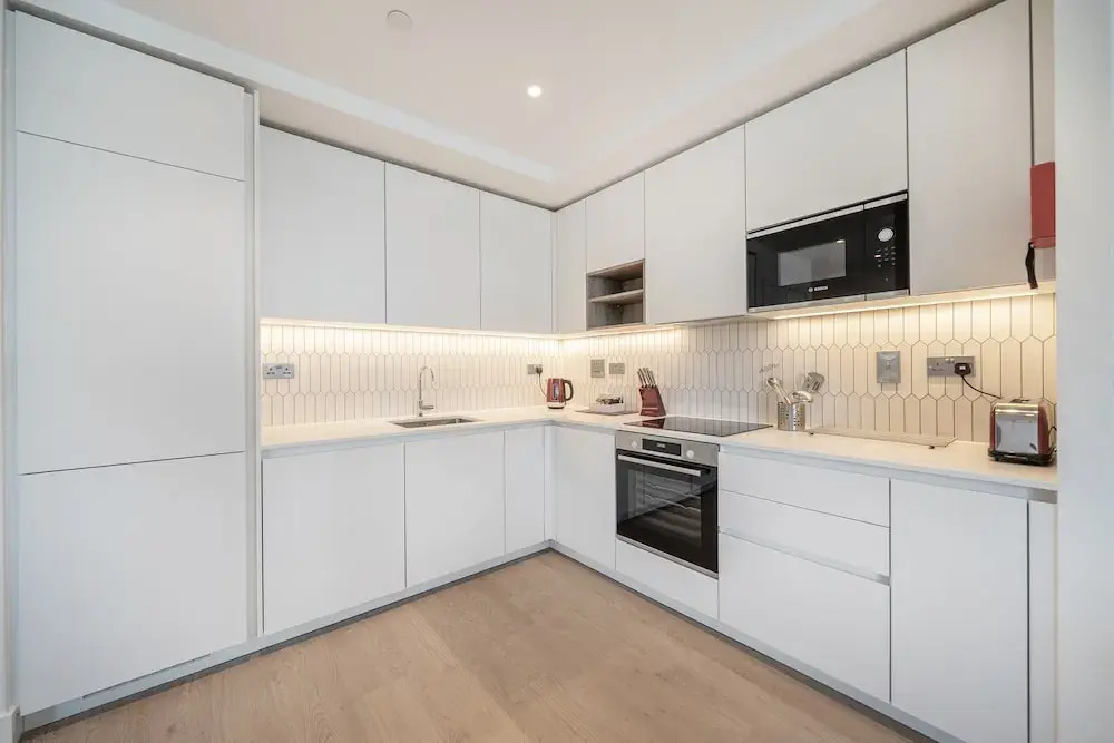 Roomspace Serviced Apartments -Oasis Way