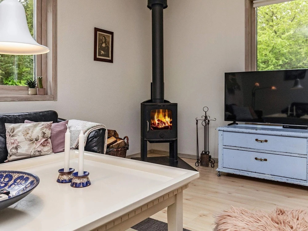 6 person holiday home in Løkken