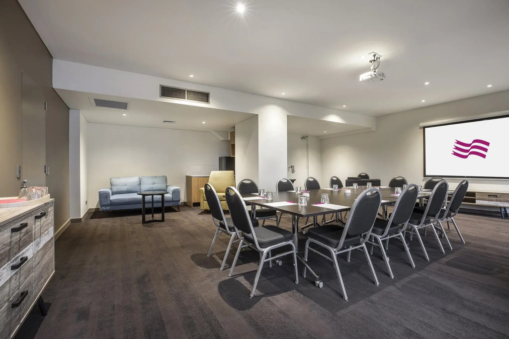 Crowne Plaza Canberra by IHG
