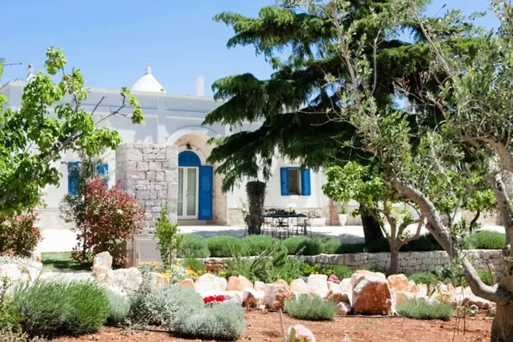 Trulli in Itria Valley with Infinity Pool