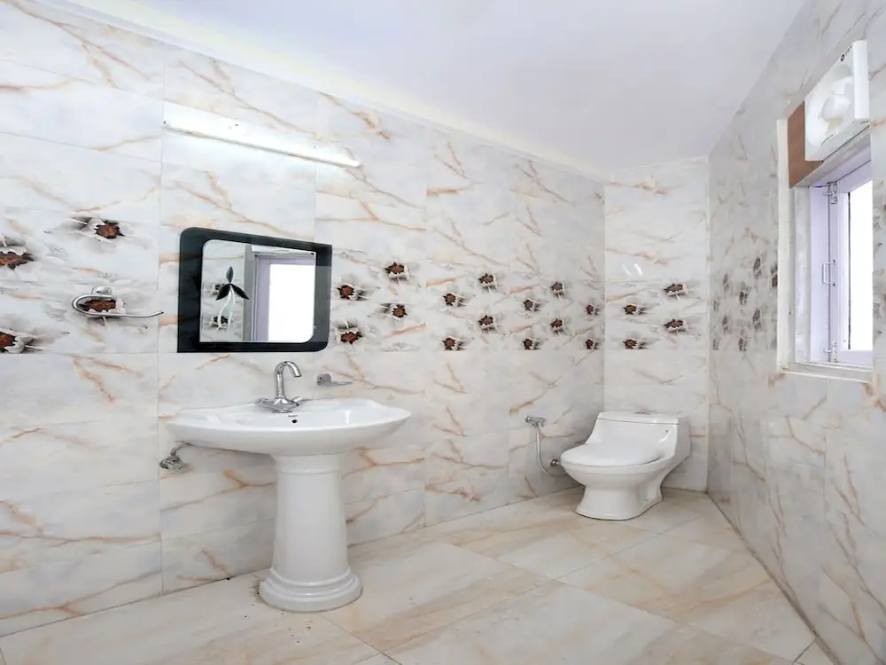 OYO 10305 Home 1 BHK Himsutra Bhattakufar