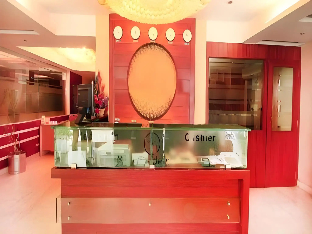 Hotel O Grandeur By orbit Hotels Near Chennai shopping mall