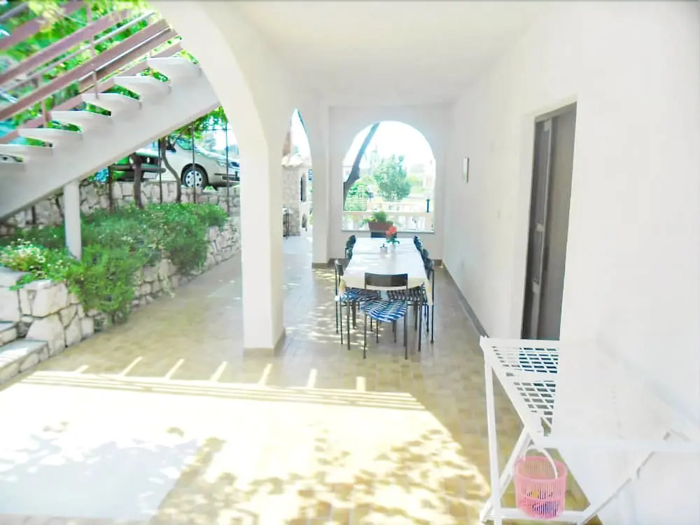 Apartments Josip / Three Bedrooms A1