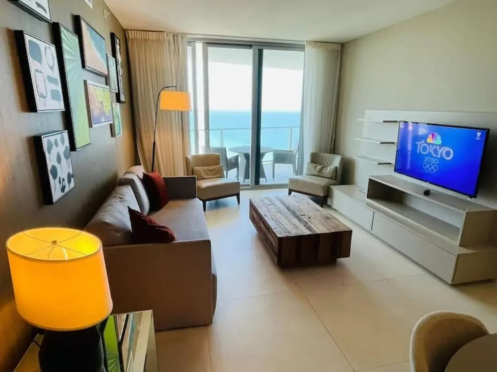 Stunning 2 2 Condo Ocean View to Hyde Beach