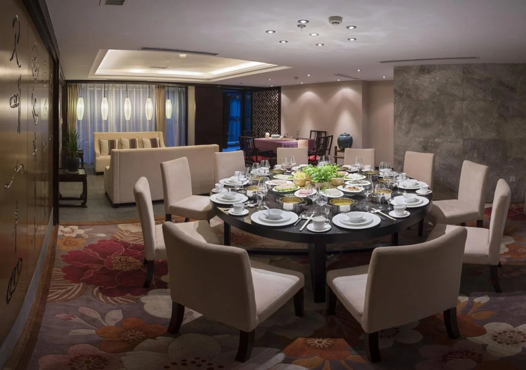 Lijiang Patio Luxury Hotel and Resort