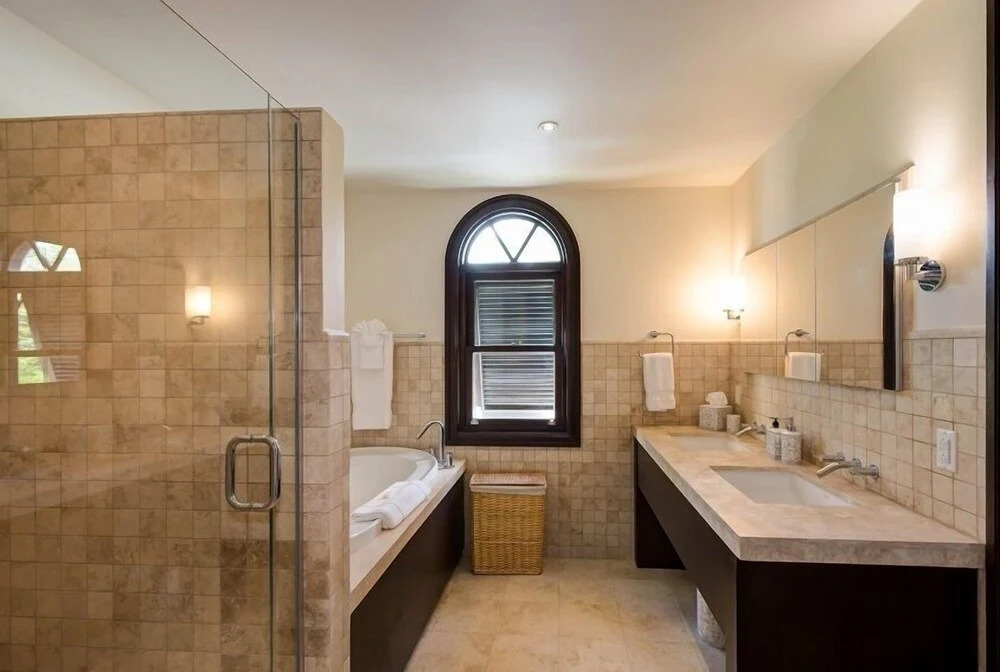 Sandy Cove 204