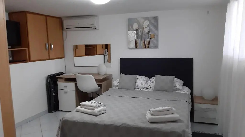 Apartment Kornelija