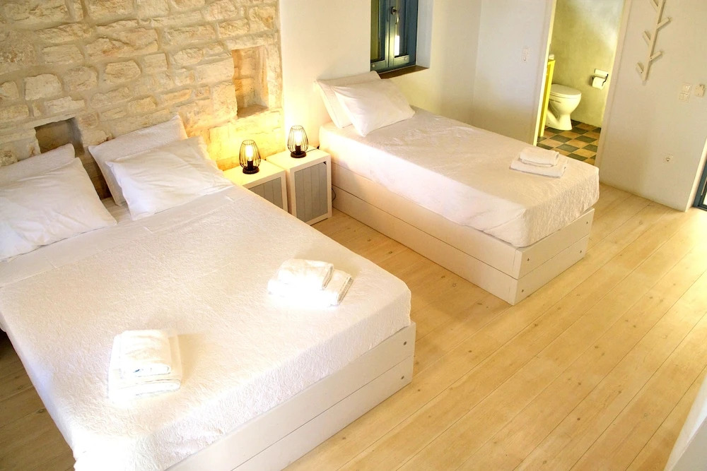 Nomads House