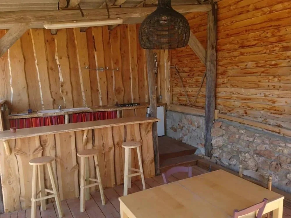 Yourte Mongole Insolite - Gîte Saint Roch