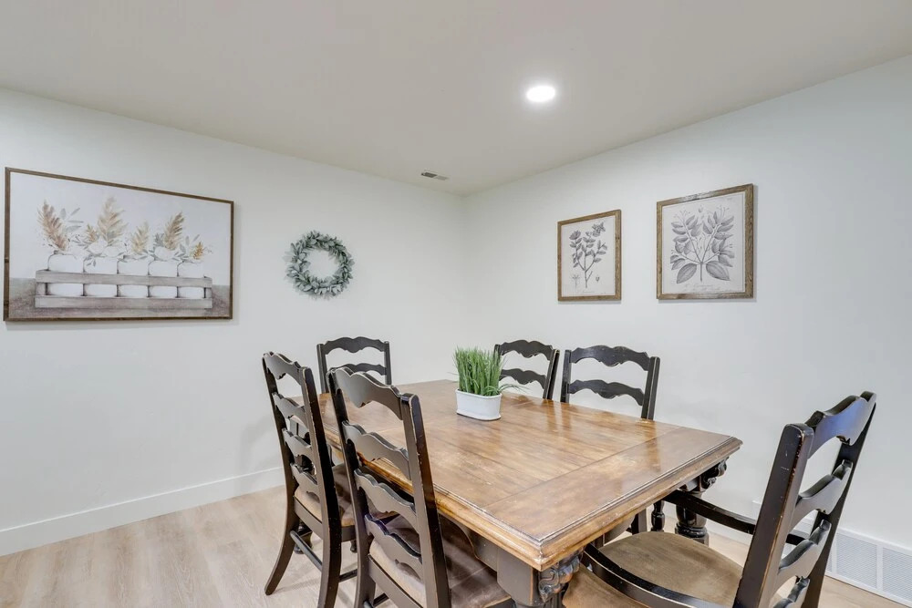 Orem Vacation Rental w/ Shared Yard & Hot Tub