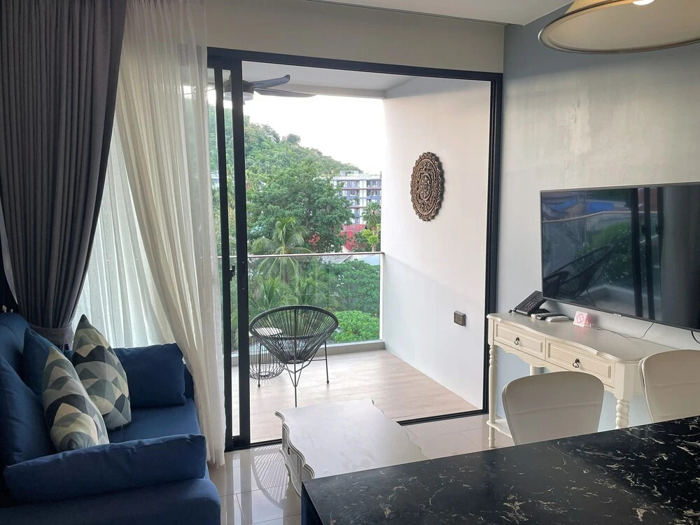Apartment at Palmyrah Surin by Lofty