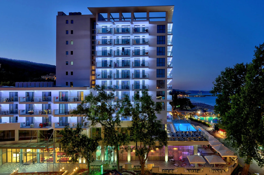 GRIFID Metropol Hotel