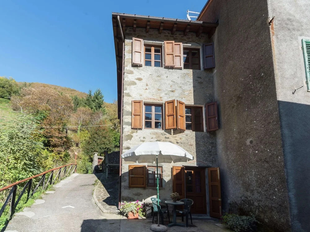Mansion in Pescaglia Near Tuscan Coast