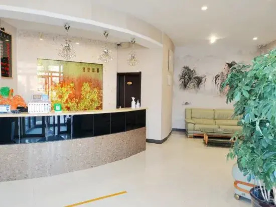 Huadian Honeycomb Fashion Hostel