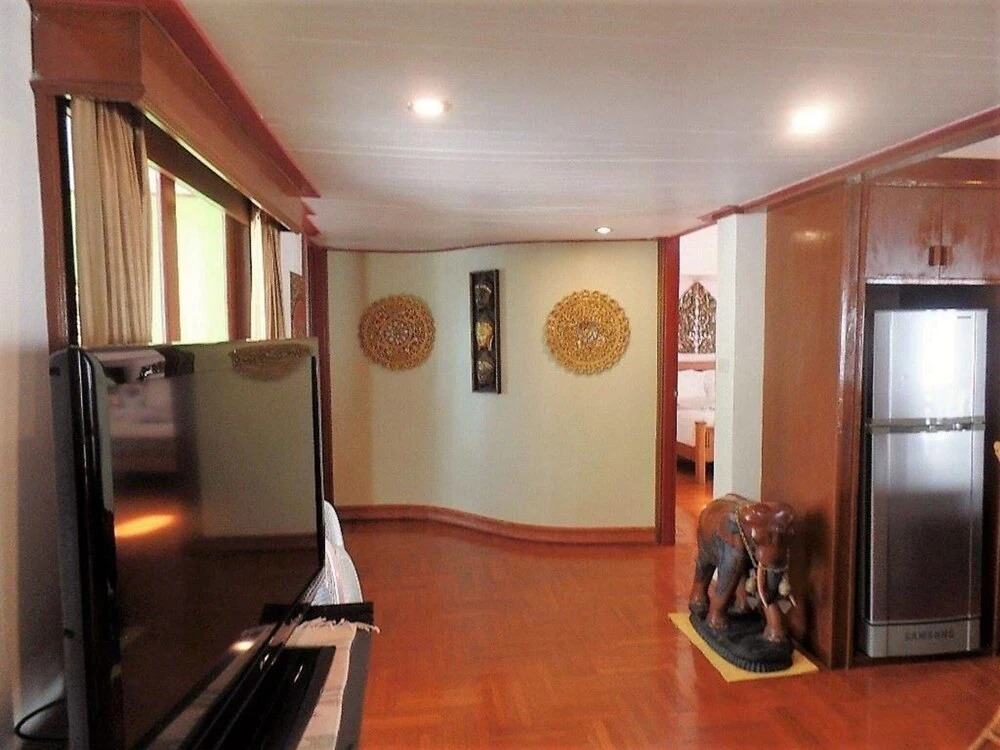 Royal Living Koh Samui - Villa 1 With 8 Meters to Beach