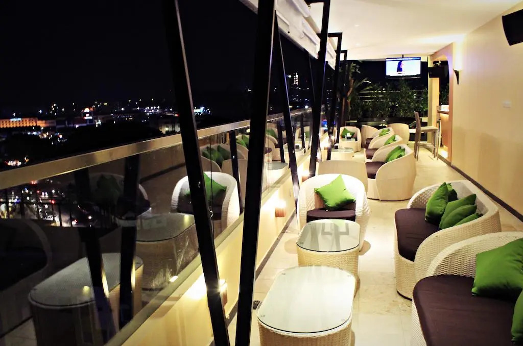 Biz Hotel Batam