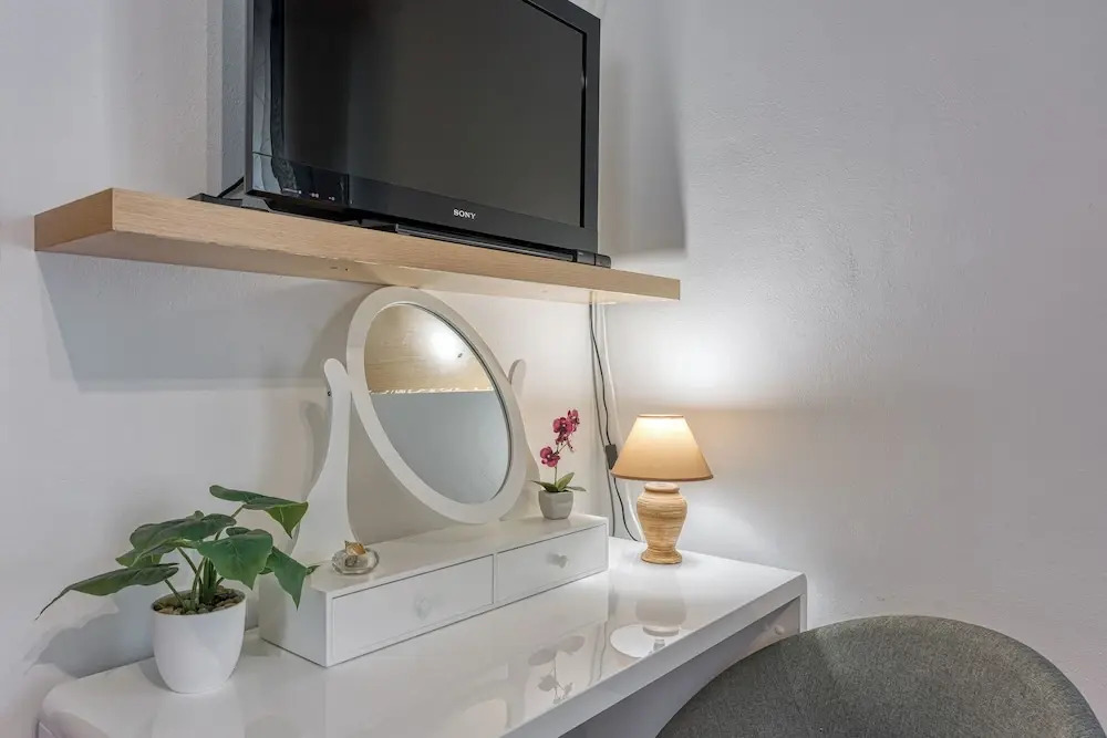 Small Holiday Home Jakara 5
