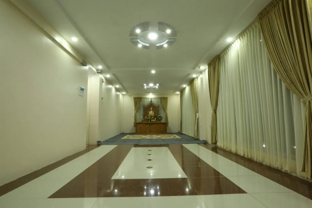 Golden Dragon Hotel