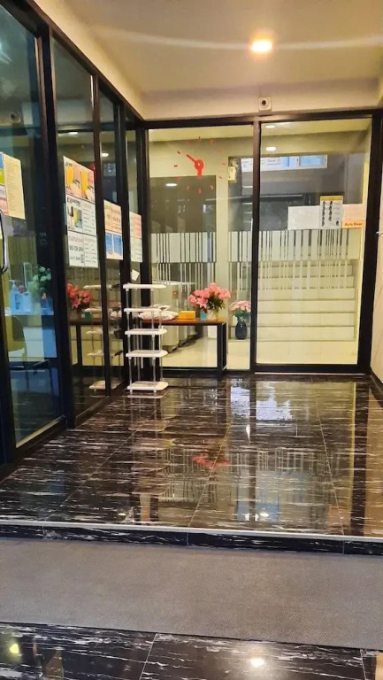 Ada Apartment