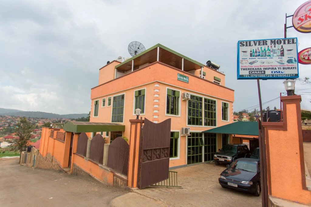 Silver Hotel