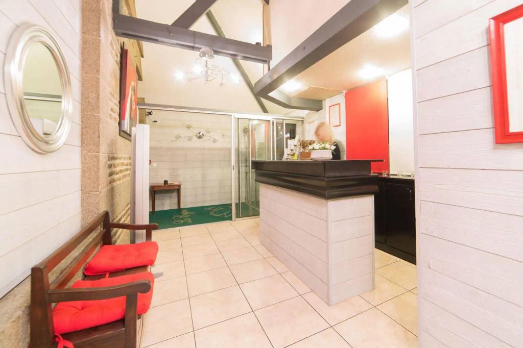 Brit Hotel le Cygne