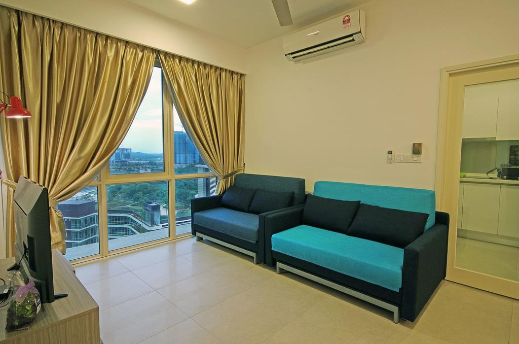 Afiniti Residences Medini by Stayrene