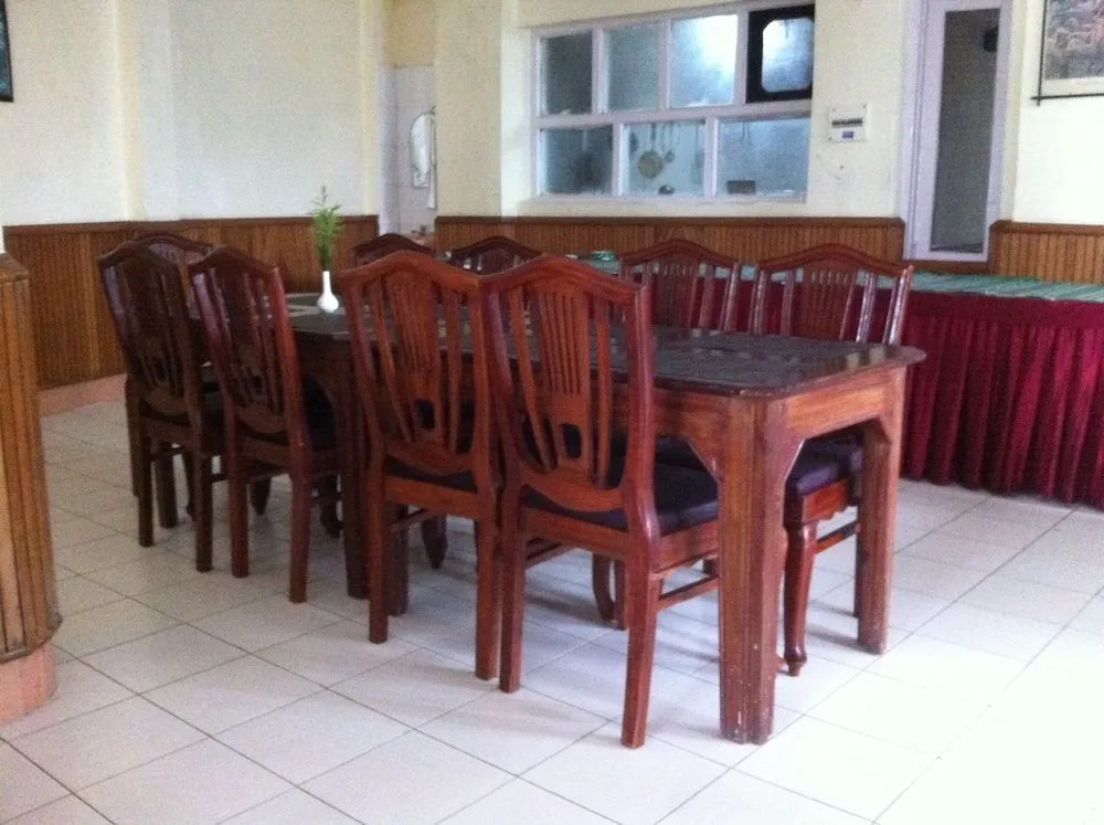 Atithi Hotel