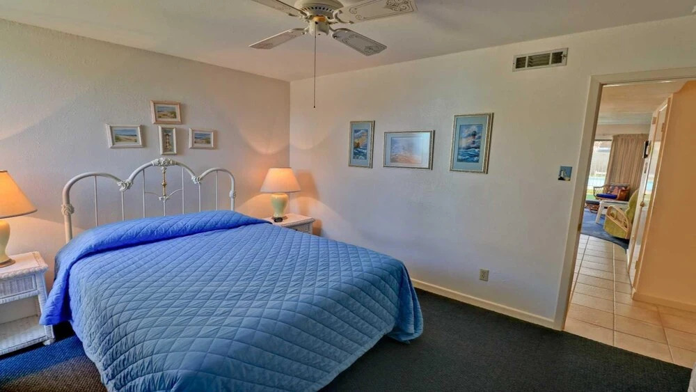 111 Las Brisas Poolside Condo 1 Bedroom Condo by RedAwning
