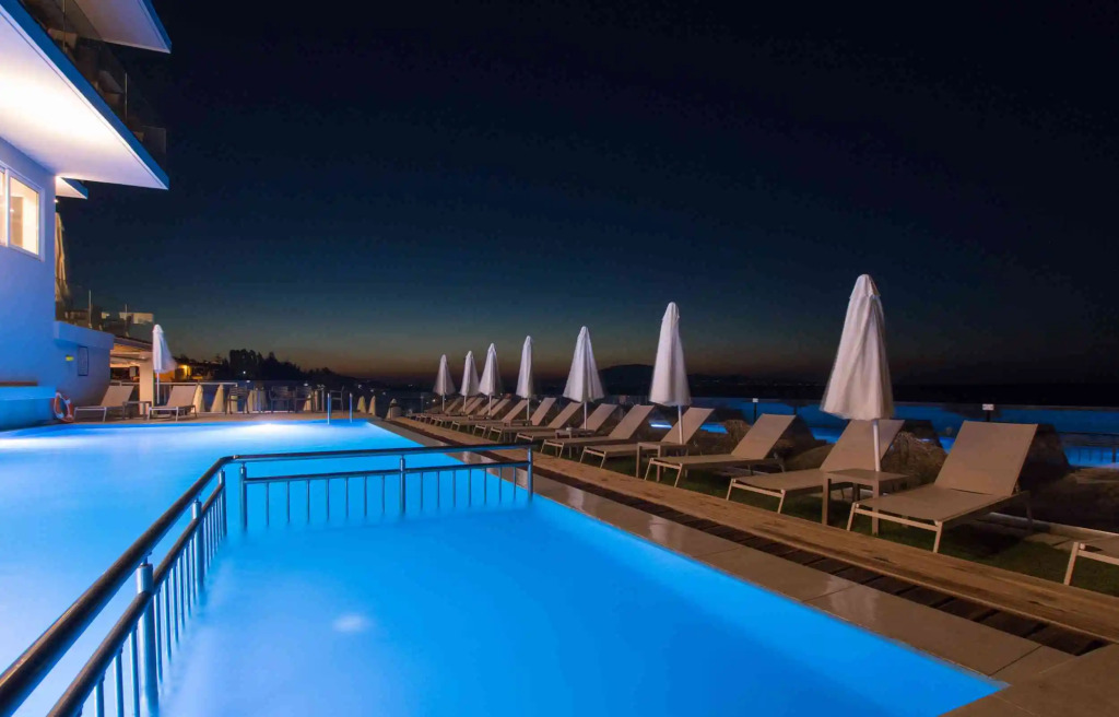 Golden Coast Boutique Villa
