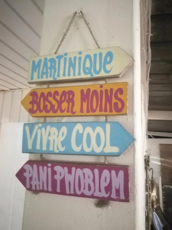 Ste Anne Martinique Studio bord de mer Résidence Anse Caritan