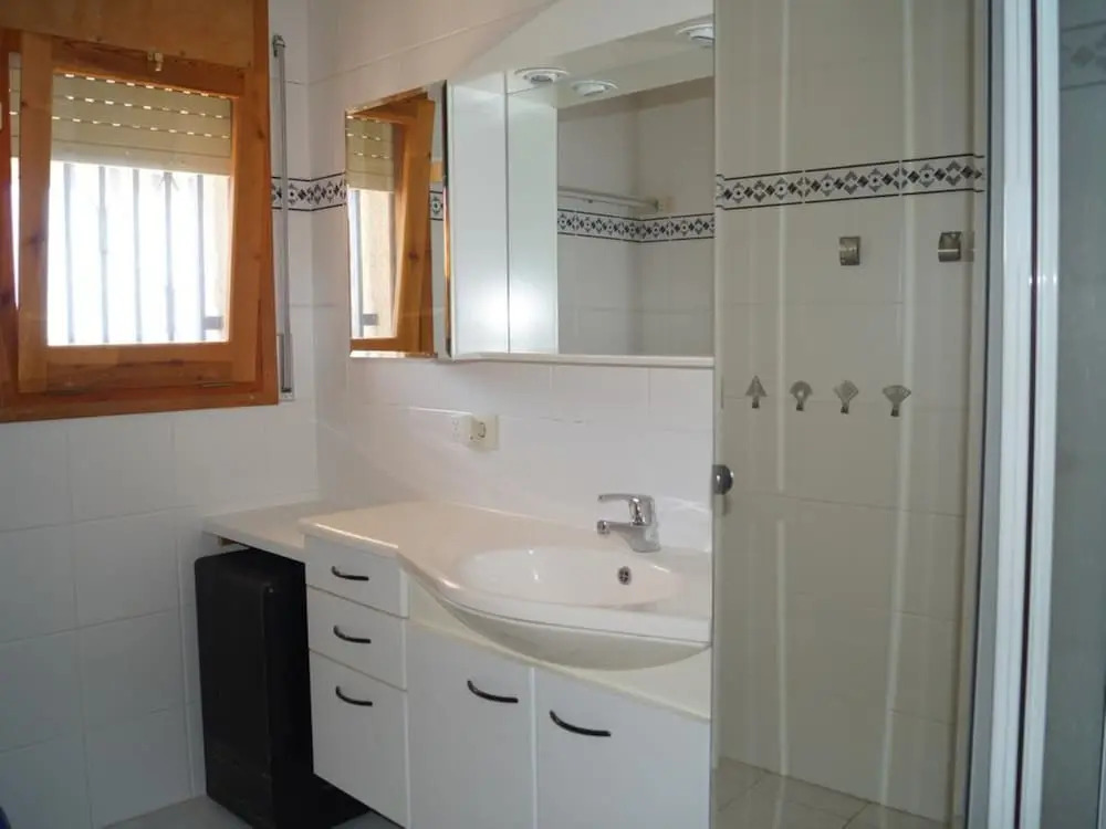 House - 3 Bedrooms - 107931