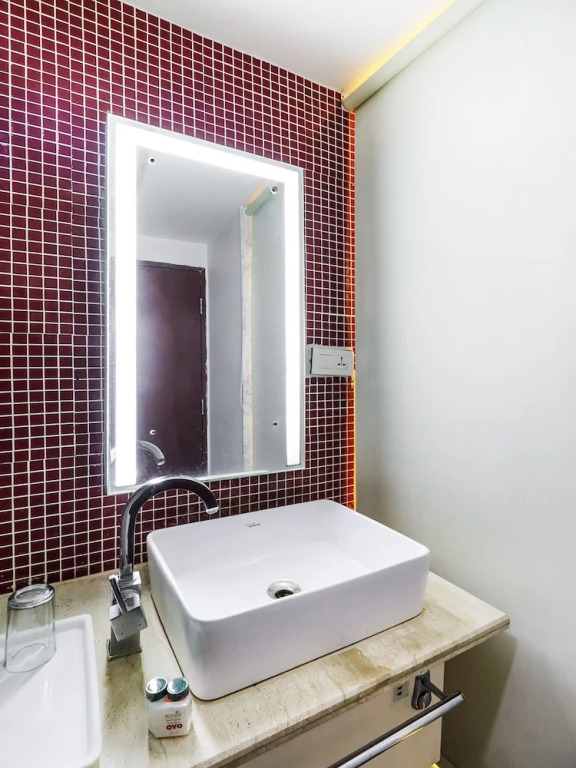 Oyo 36315 Miu Eco Hotel