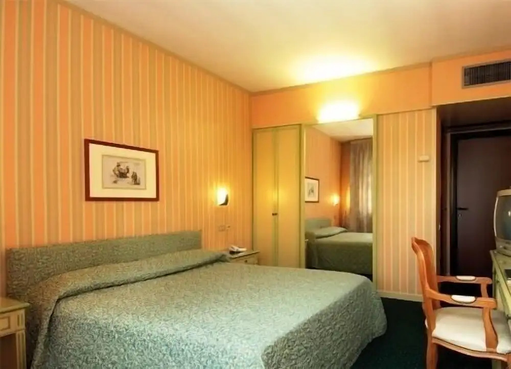 Hotel Daniel