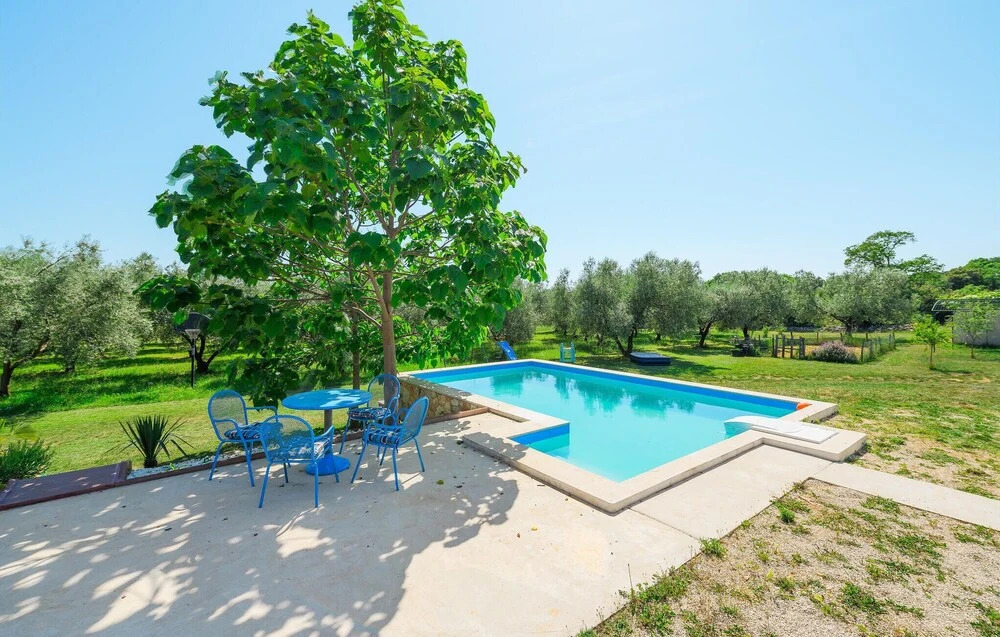 Stunning Home in Rovinj With Outdoor Swimming Pool, Wifi and 1 Bedrooms