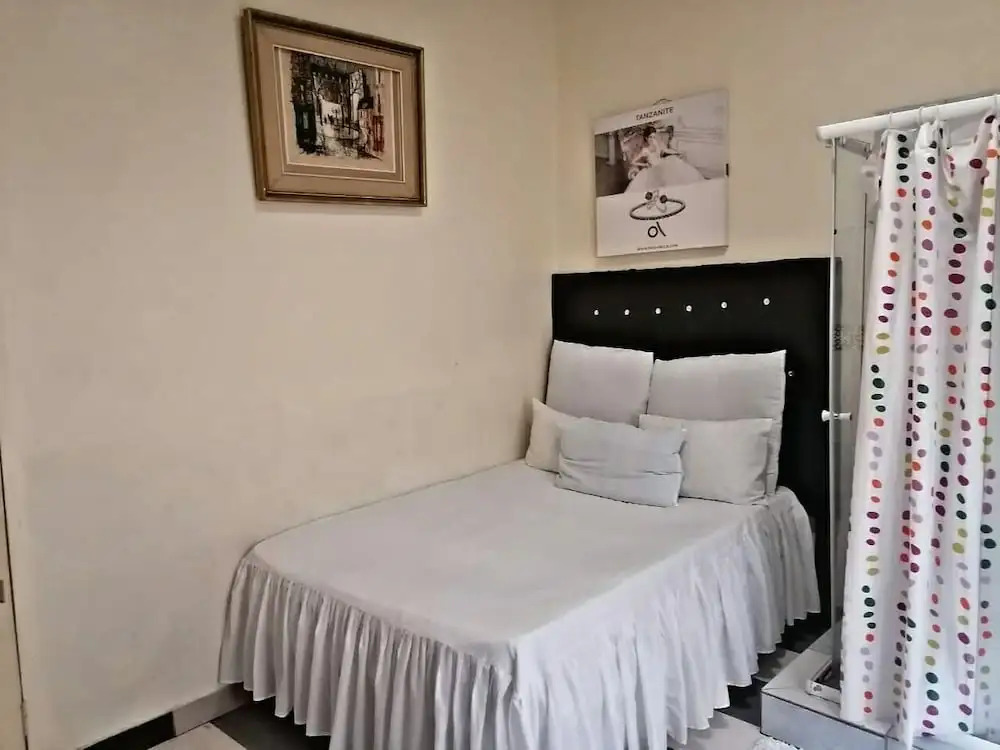 Valleycenter guesthouse