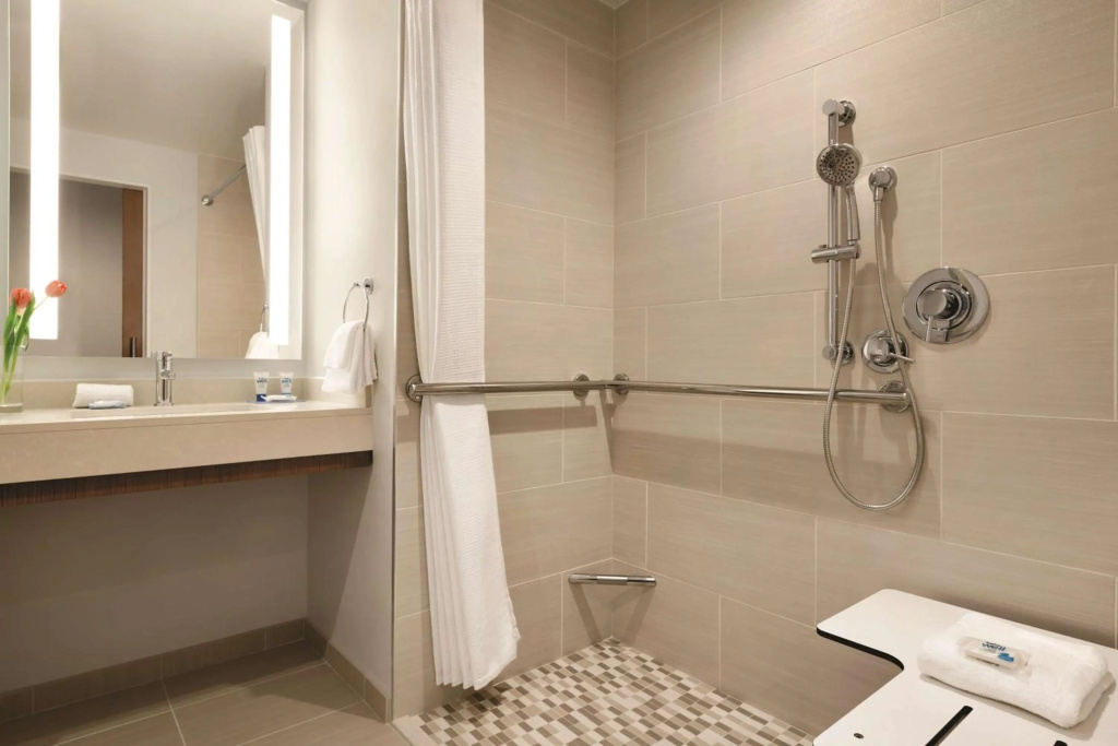 Hyatt House Virginia Beach / Oceanfront