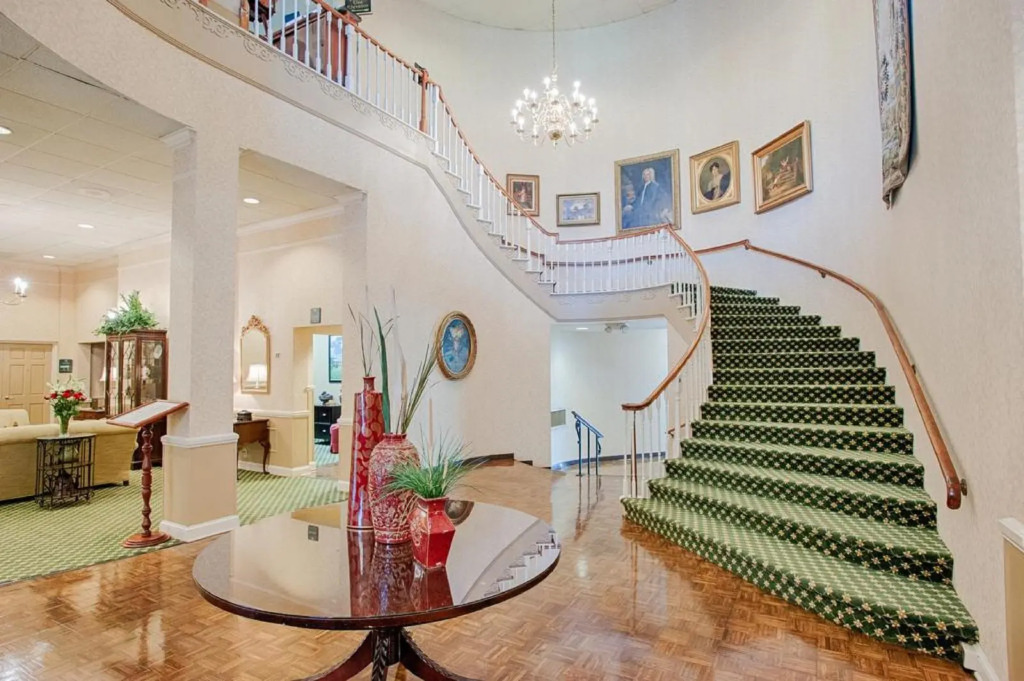 Stone Mountain Inn