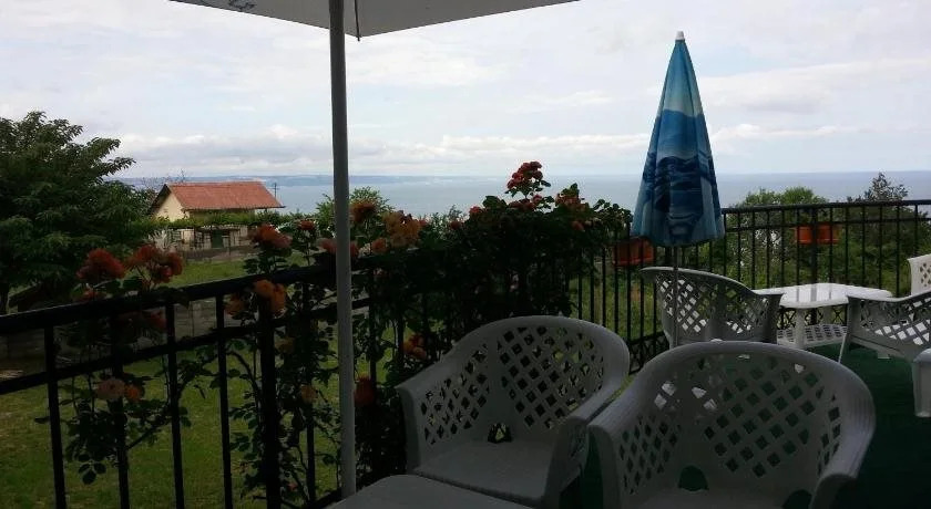 Sea View Family Hotel