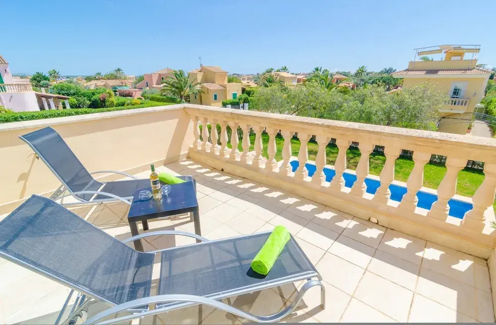 Voltora in Campos With 3 Bedrooms and 3 Bathrooms