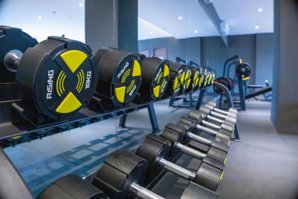 Rogers Hotel Manado