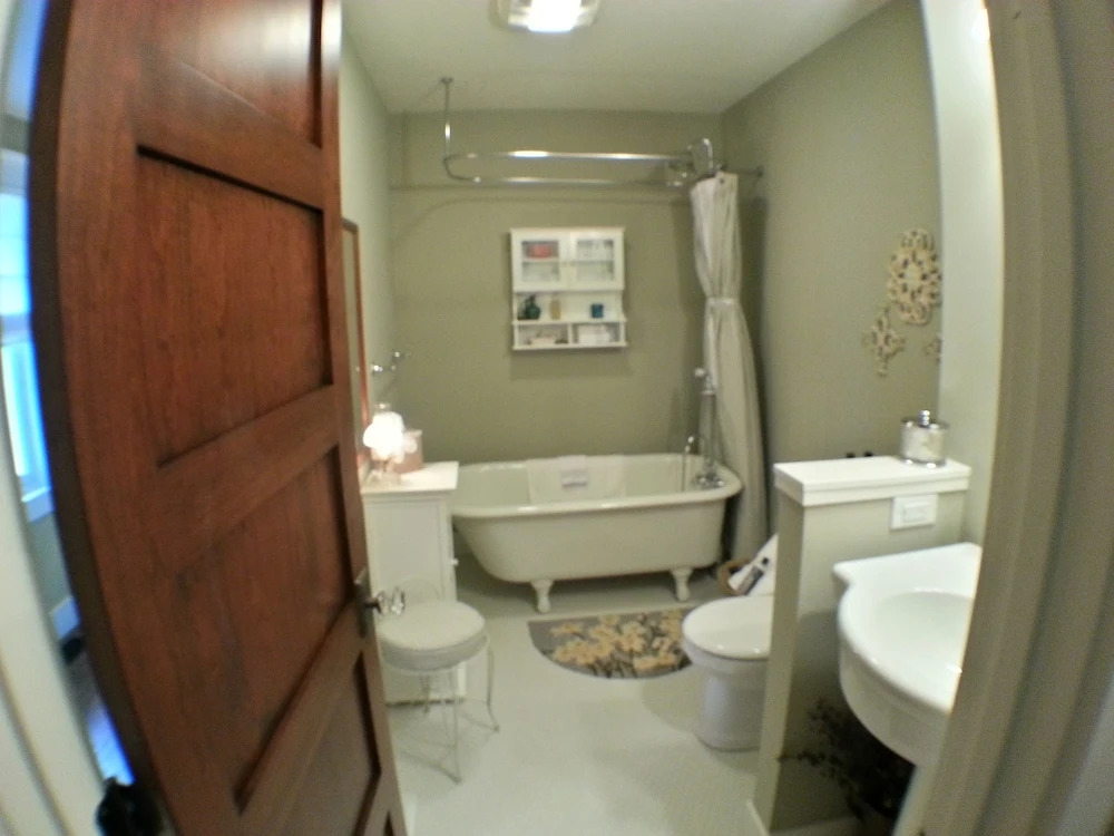 The Oliver Acreage