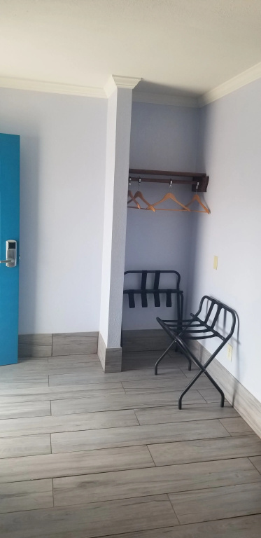 Carrizo Executive Inn