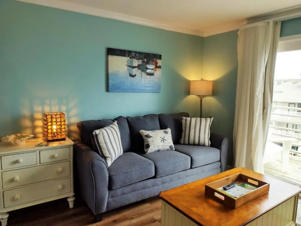 Sandpeddler Inn and Suites
