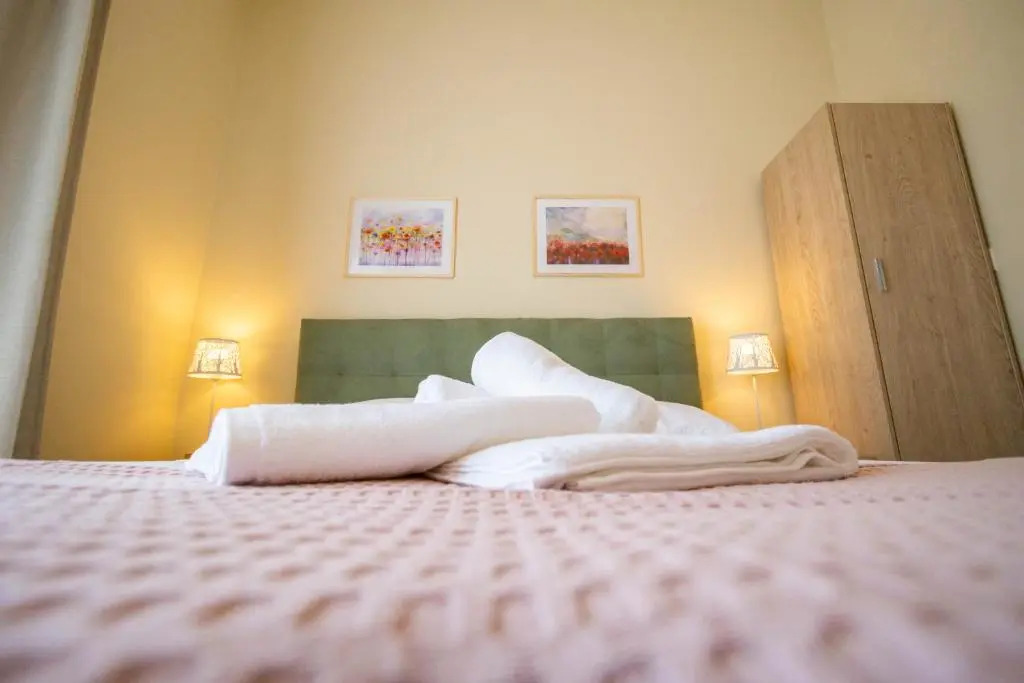 Varkes Suites 1
