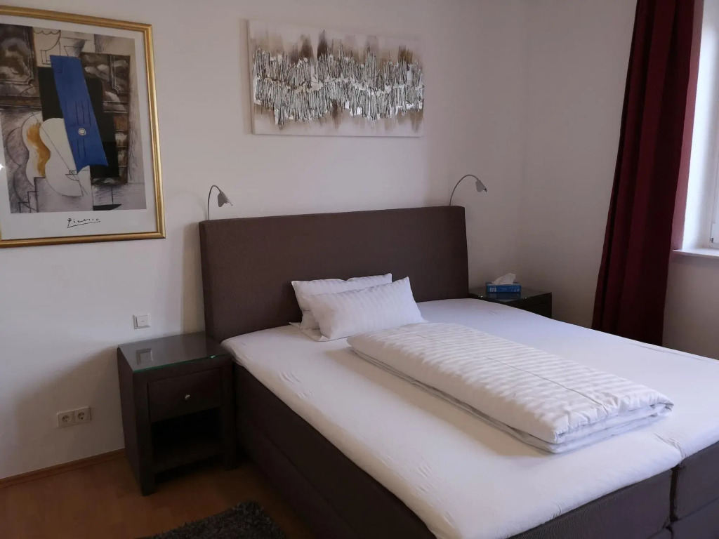 Tuniberg Restaurant Hotel