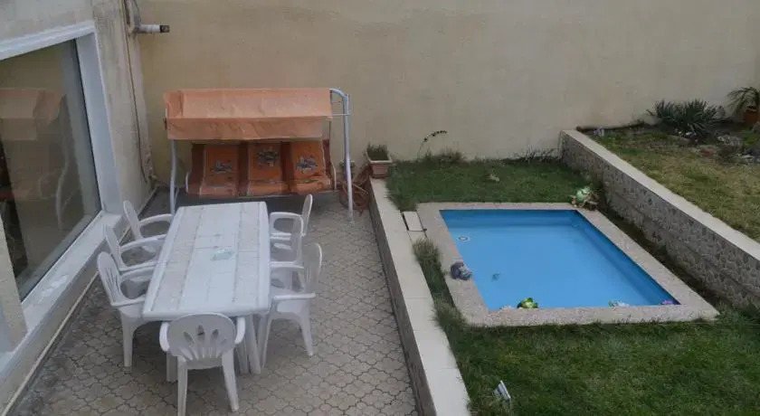 American University Villa
